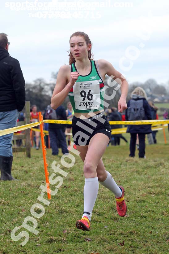 Womens under-17 Northern Cross Country Champs., Camp Hill Estate, Kirklington.  Photo: David T. Hewitson/Sports for All Pics